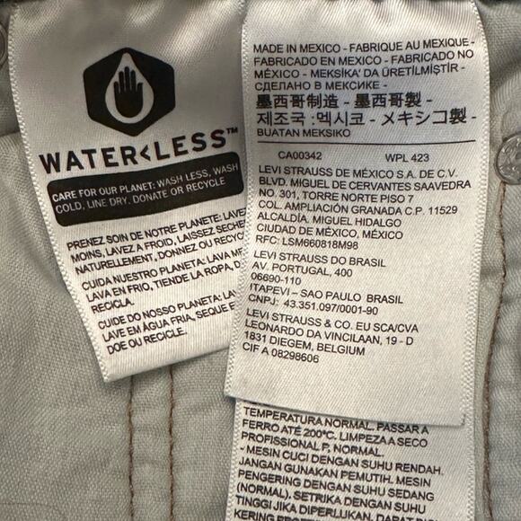 Levi’s 501 Button Fly Premium Denim Cutoff Shorts Size 29 - Picture 6 of 9